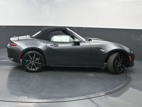 Used 2025 MAZDA MX-5 Miata Grand Touring RWD image 2