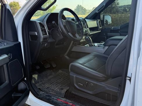 Used 2017 Ford F150 Raptor w/ Equipment Group 802A Luxury AWD/4WD image 3