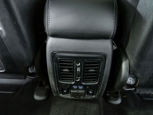 Used 2020 Jeep Grand Cherokee Overland RWD image 20