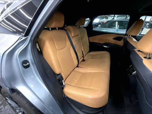 Used 2025 Lexus RX 350h w/ Convenience Package image 20
