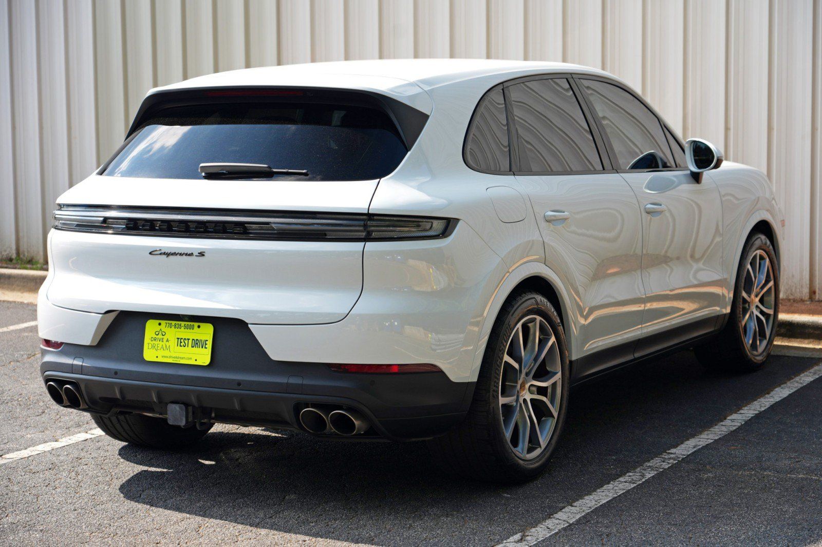 Used 2024 Porsche Cayenne S w/ Sport Chrono Package AWD/4WD image 59
