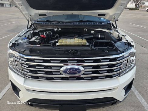 Used 2020 Ford Expedition Max XLT w/ Equipment Group 202A image 24
