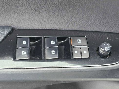 Certified 2018 Toyota Prius Prime Plus image 24