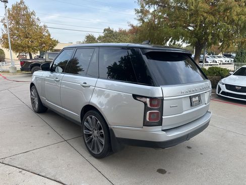 Used 2018 Land Rover Range Rover Supercharged image 5