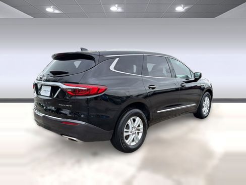 Used 2019 Buick Enclave Essence FWD image 8