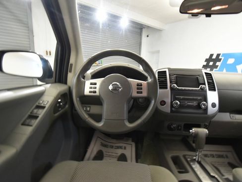 Used 2018 Nissan Frontier SV AWD/4WD image 21