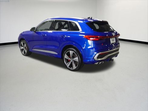 New 2026 Audi SQ5 Premium Plus image 3