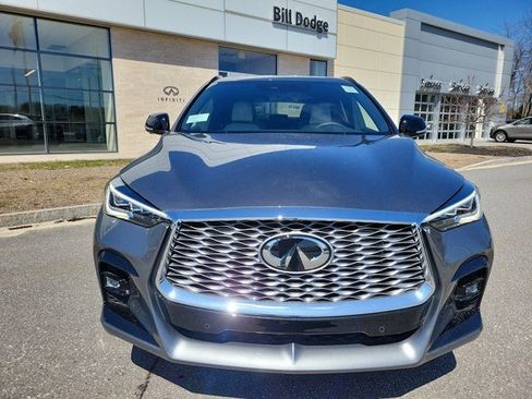 New 2025 INFINITI QX55 Essential image 38