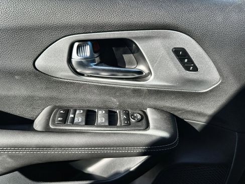 New 2026 Chrysler Pacifica Limited w/ S Appearance Package image 15