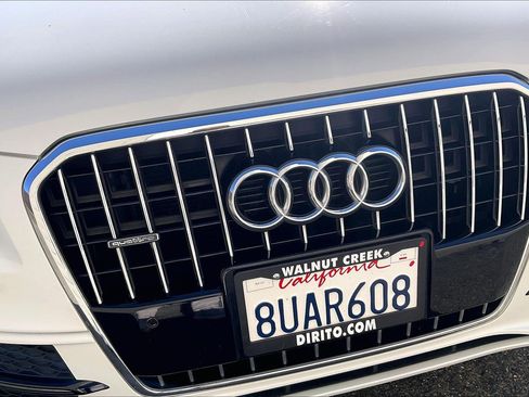 Used 2017 Audi Q5 2.0T Premium Plus w/ Technology Package image 30