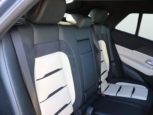 New 2026 Mercedes-Benz GLE 53 AMG 4MATIC Coupe image 15