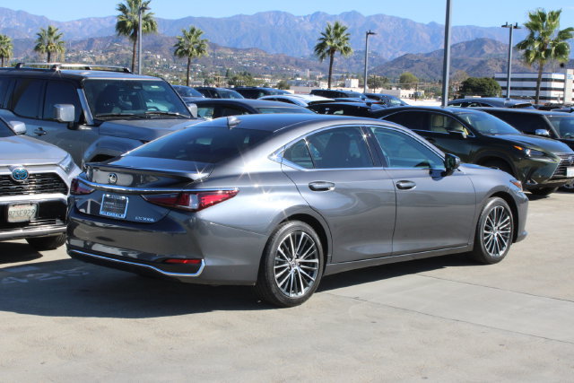 Certified 2025 Lexus ES 300h w/ Premium Package FWD image 21