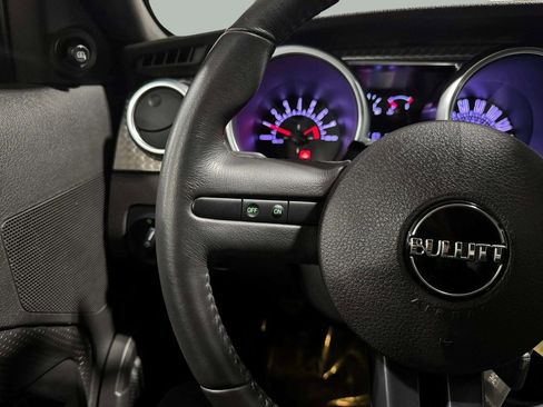 Used 2009 Ford Mustang GT Premium image 11