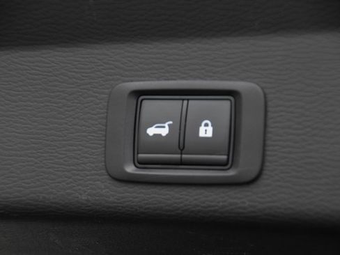 Used 2024 Mitsubishi Outlander SE image 23