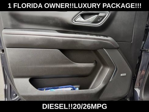 Used 2022 Chevrolet Tahoe RST w/ Luxury Package AWD/4WD image 40