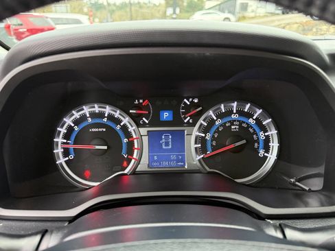 Used 2016 Toyota 4Runner Limited image 18