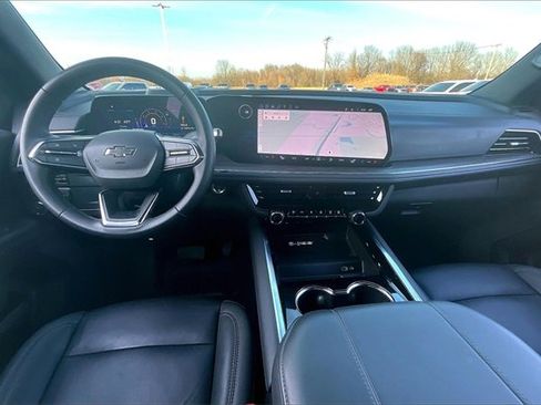 Used 2025 Chevrolet Tahoe Z71 image 7