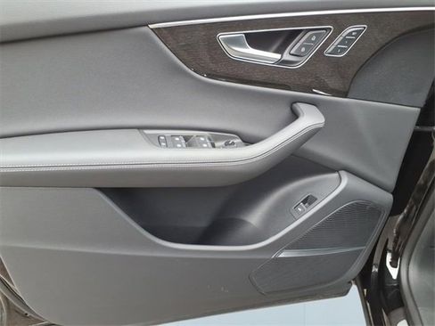 New 2026 Audi Q8 Premium Plus image 10