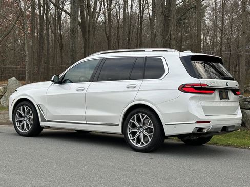 Used 2023 BMW X7 xDrive40i w/ Premium Package image 15