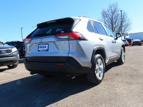 Used 2019 Toyota RAV4 XLE image 7