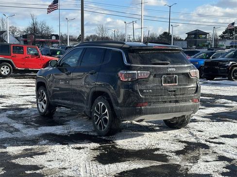 Used 2024 Jeep Compass Limited image 6