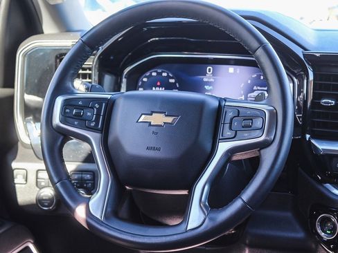 Used 2022 Chevrolet Silverado 1500 LTZ w/ LTZ Convenience Package II image 15