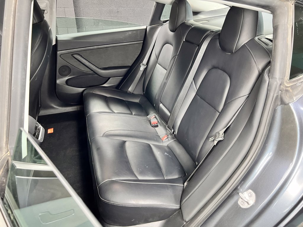 Used 2023 Tesla Model 3 Standard Range RWD image 12