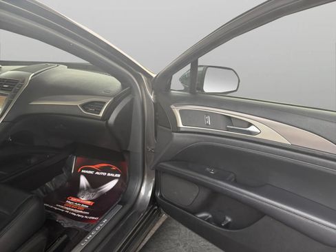 Used 2019 Lincoln MKZ Premiere AWD/4WD image 19
