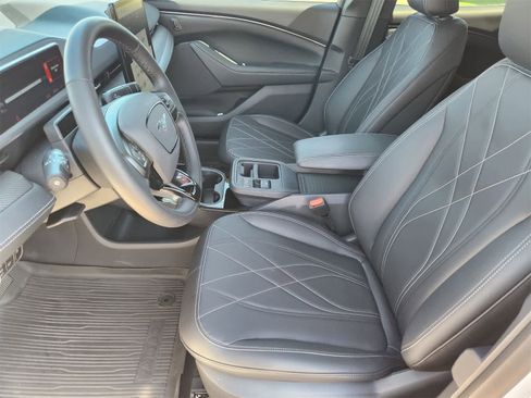 Used 2025 Ford Mustang Mach-E Select image 13