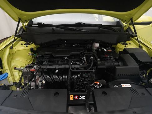 Used 2024 Hyundai Kona SEL AWD/4WD image 3