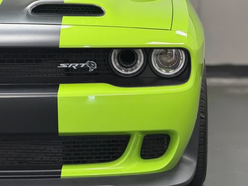 Used 2023 Dodge Challenger SRT Hellcat RWD image 7