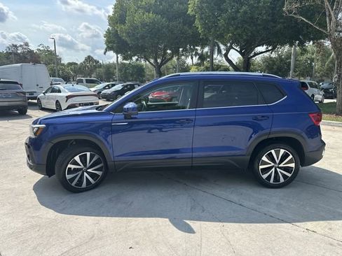 Used 2024 Volkswagen Taos SE FWD image 20