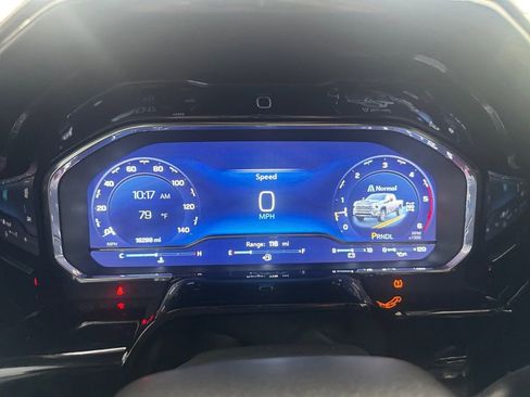 Used 2025 Chevrolet Silverado 2500 High Country w/ Technology Package image 24