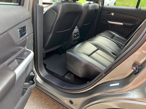 Used 2013 Ford Edge Limited AWD/4WD image 12
