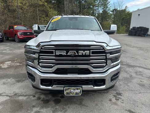 Used 2026 RAM 3500 Laramie AWD/4WD image 8