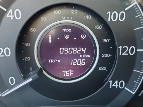 Used 2014 Honda CR-V LX image 16