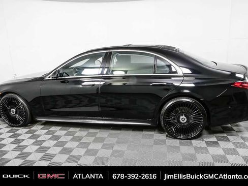 Used 2021 Mercedes-Benz S 580 4MATIC Sedan image 2