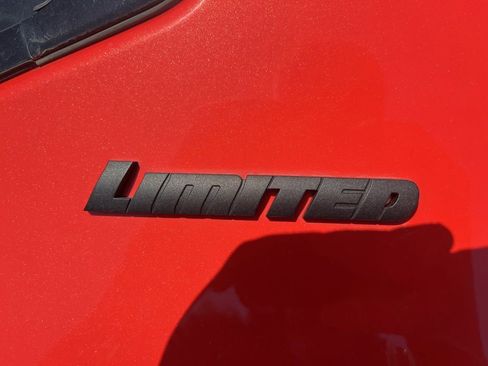 Used 2024 Toyota Tundra Limited w/ TRD Off-Road Package AWD/4WD image 20