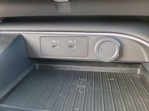 New 2026 Nissan Sentra SR w/ Floor Mat Package FWD image 29