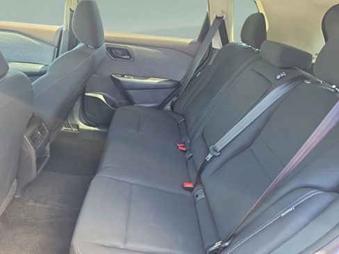 Used 2023 Nissan Rogue S AWD/4WD image 24
