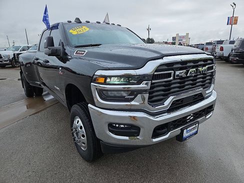 Used 2025 RAM 3500 Lone Star AWD/4WD image 11