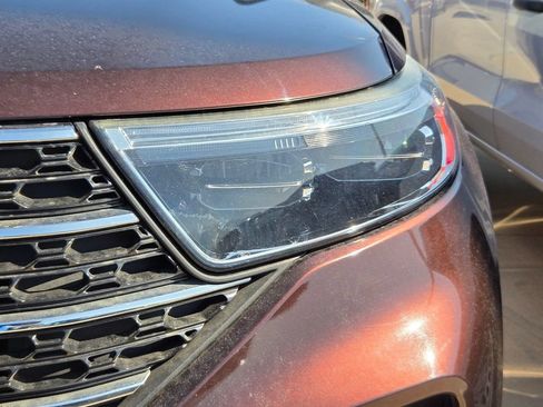 Used 2020 Ford Explorer XLT w/ Equipment Group 202A AWD/4WD image 17