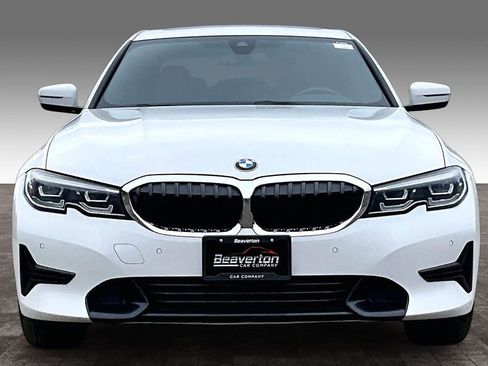 Used 2021 BMW 330i Sedan w/ Driving Assistance Package image 5