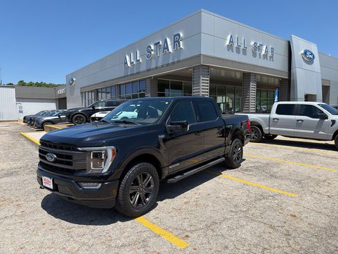Used 2023 Ford F150 Lariat w/ Equipment Group 502A High AWD/4WD image 2