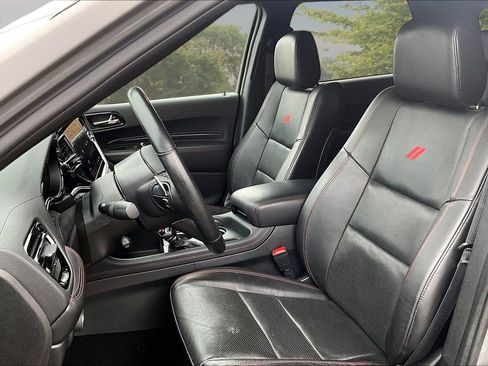 Used 2023 Dodge Durango GT image 24