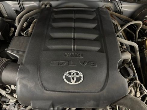Used 2021 Toyota Tundra Limited AWD/4WD image 24
