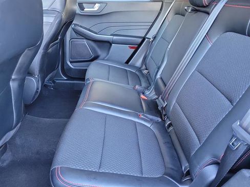 Used 2025 Ford Escape ST-Line image 7