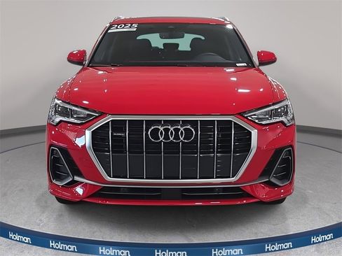 Certified 2025 Audi Q3 2.0T Premium w/ Convenience Package image 2