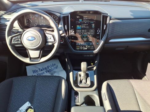 Certified 2025 Subaru Forester Premium image 7