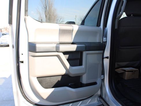 Used 2018 Ford F150 XLT image 26